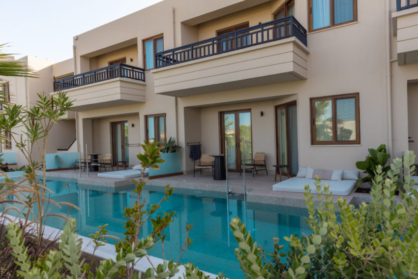 מלון ASTERION SUITES & SPA